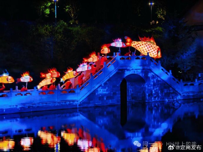 定南古城鱼灯巡游